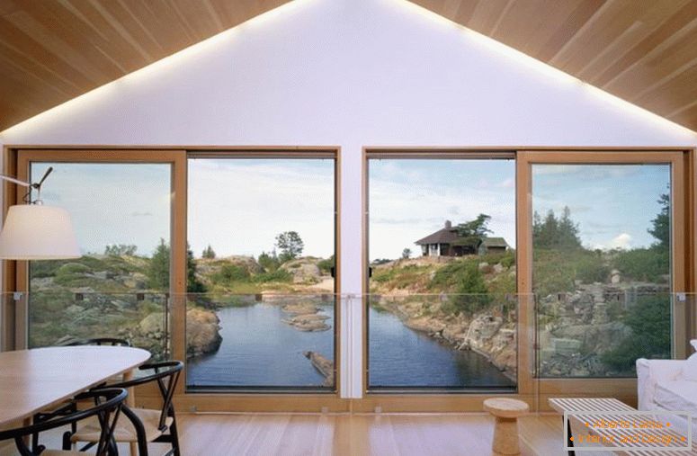krásny-scenic-view-obývacia izba-s-drevené-podlaha-a-strop