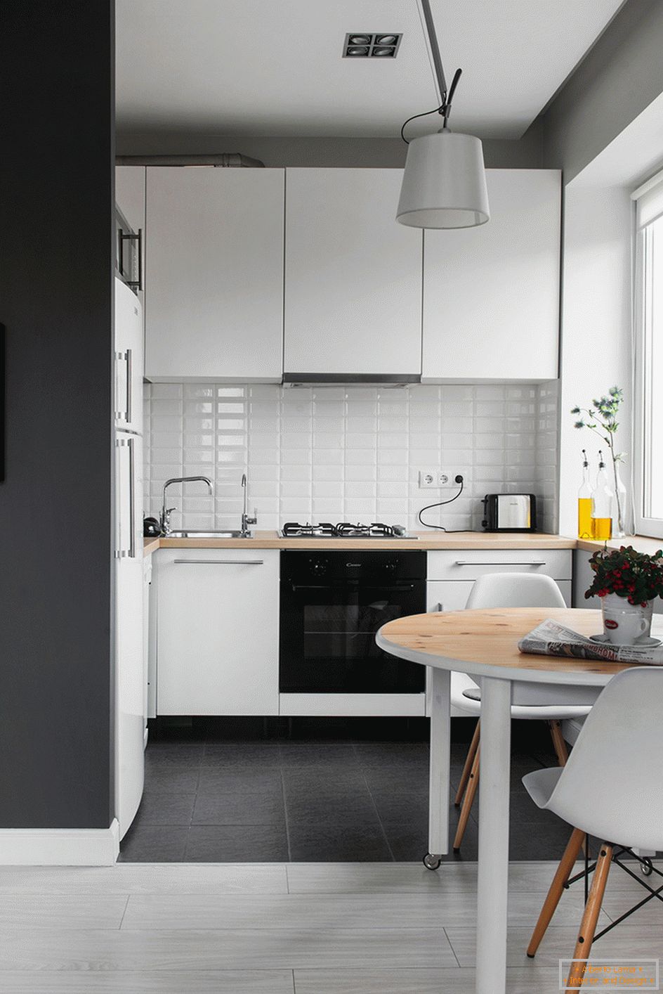 Kuchyňa s jedálňou v bielej farbe