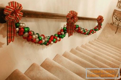 Vyzdobíme schody na Nový rok