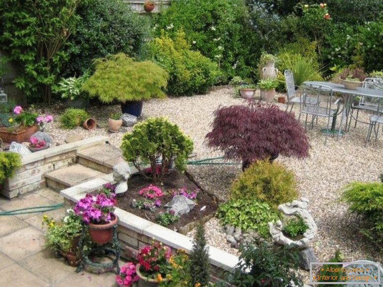balkónové-nápady-small-záhradné-zdobenie-nápady-for-a-malej záhradke