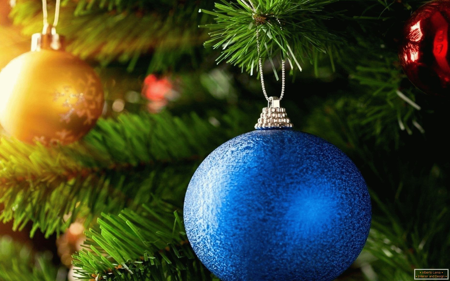 Modrá vianočná lopta