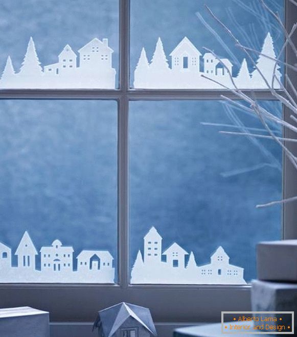 Novoročné dekorácie pre papierové okná s vlastnými rukami