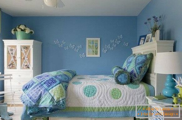 Detská izba v modrej farbe