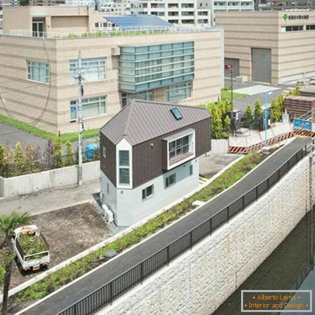Dom podivnej formy od Mizuishi Architects Atelier - фото 4