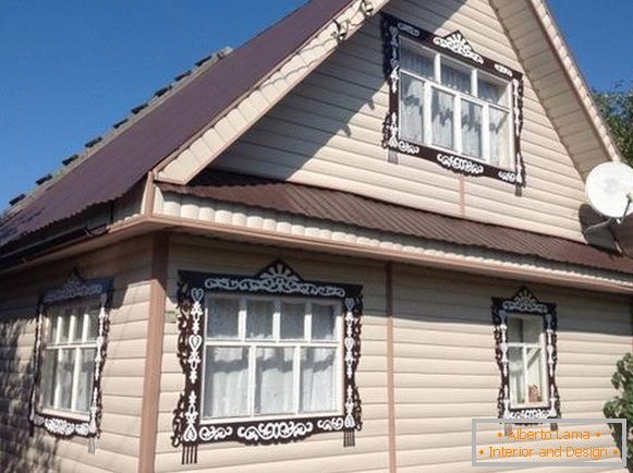 Vyrezávané platne pre okná v drevenom dome, foto 9