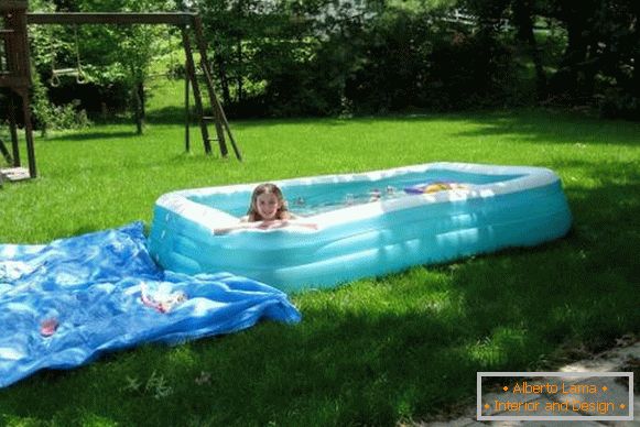 Malý detský bazén - fotografia nafukovacieho bazéna