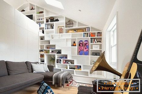 Mini-apartmán v podkroví v škandinávskom štýle