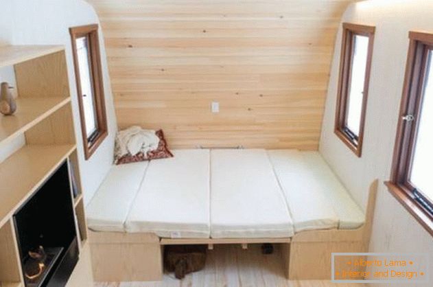 Pohodlný mini-dom: fotky z Ontária - skladací nábytok