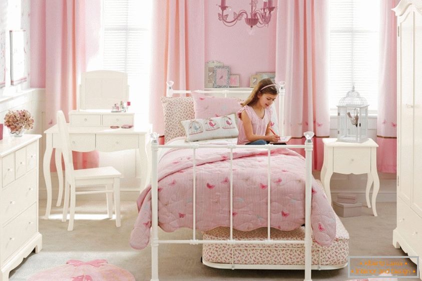 Návrh detskej izby v ružových tónoch