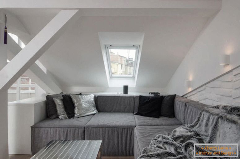 šedo-bielo-interiér-apartmán-in-the-style-loft10