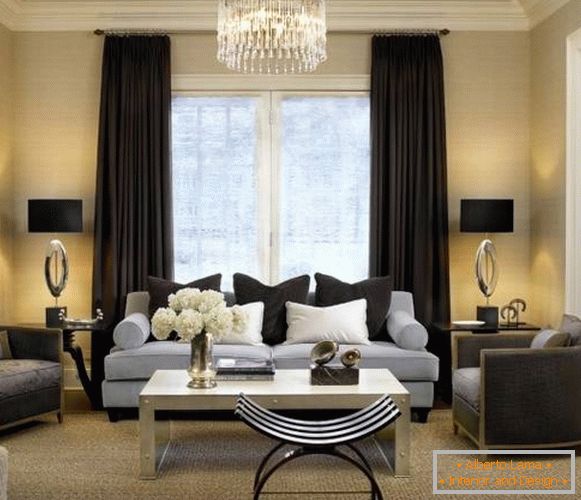 čierna záclona-v-design-obývacia izba-2016