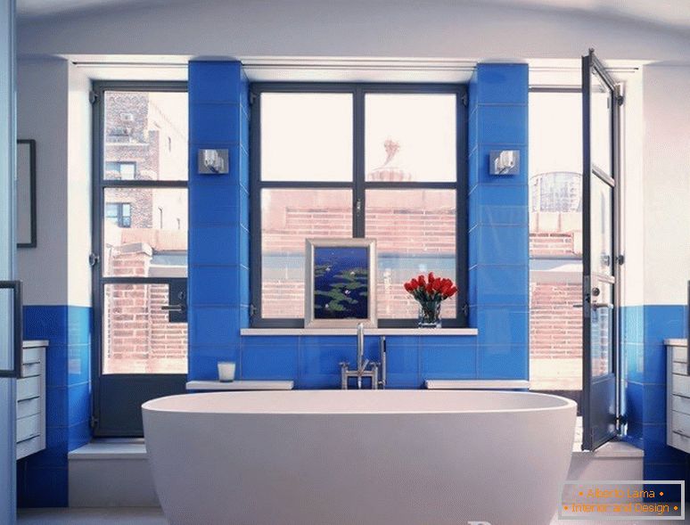 Použitie modrej v dekorácii do kúpeľa