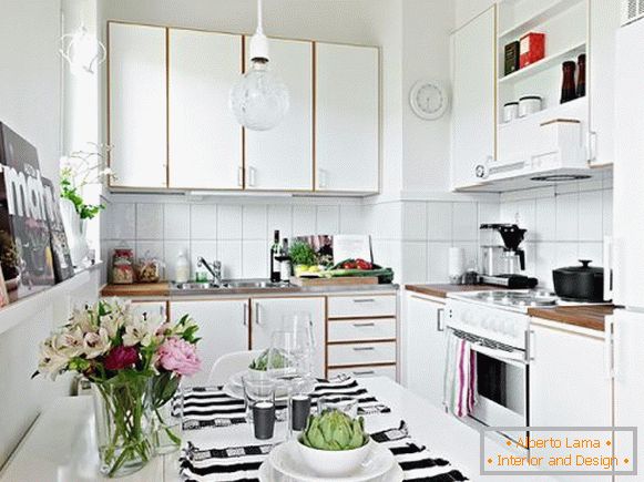 Kuchyňa s jedálňou v bielej farbe