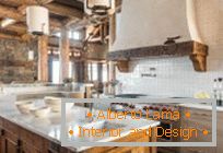 Rustikálny štýl v interiéri kuchyne: drsné odvolanie
