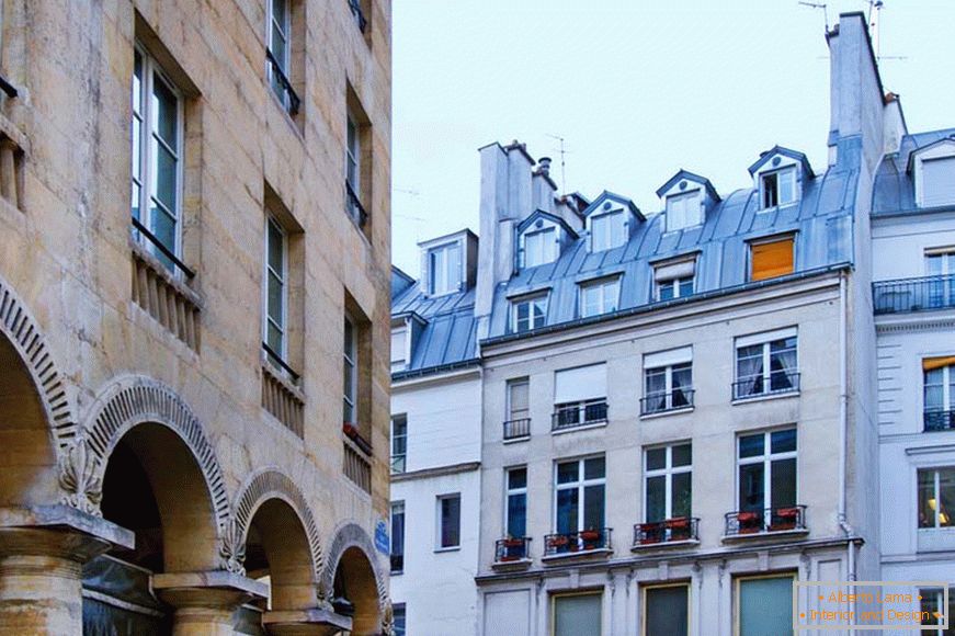 Vzhľad apartmánového domu v Paríži