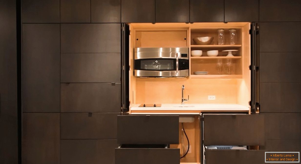 Dizajn interiérovej kuchyne Stealth Kitchen by Resource Furniture