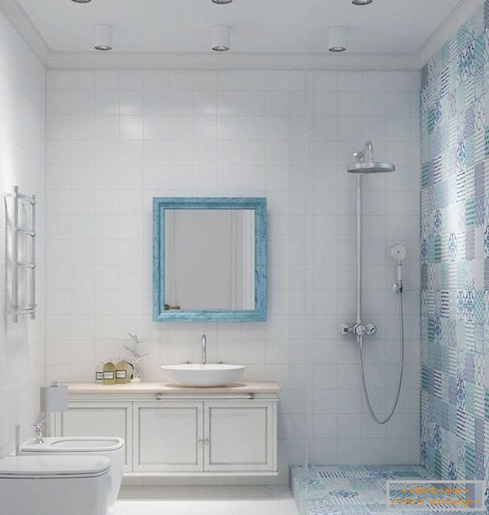 Sprchovací kút v kúpeľni v škandinávskom štýle