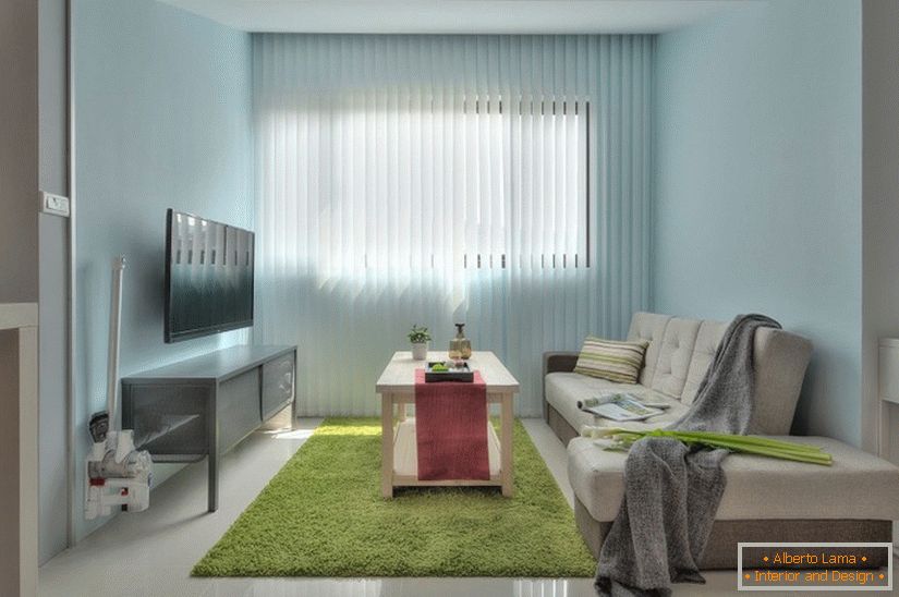 Obývacia izba v jasných farbách