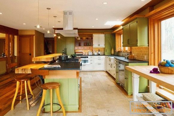 drevený-zeleno-kuchyňa