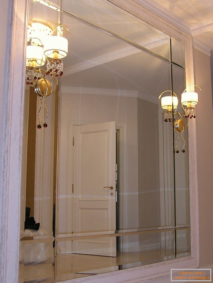 Zrkadlový panel na stene - 55 fotiek myšlienok v interiéri